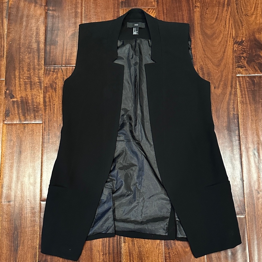 Forever 21 Black Textured Vest